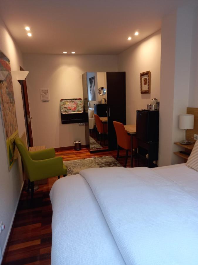 Suite Bilbao Arena Con Plaza De Garaje Eksteriør billede