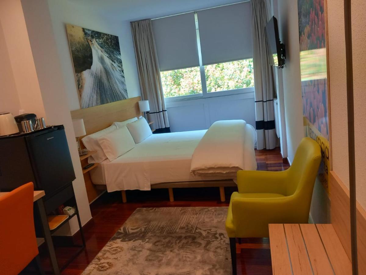 Suite Bilbao Arena Con Plaza De Garaje Eksteriør billede